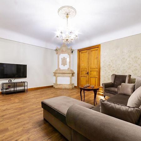 Апартаменты Ancient Storie'S Ap 65Sqm Renovated Free Parking Рига Экстерьер фото