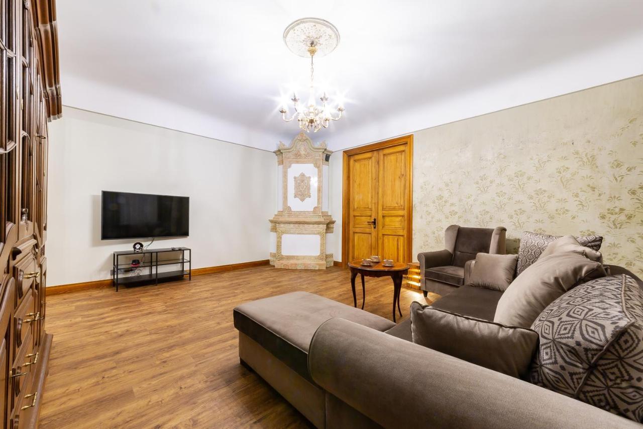 Апартаменты Ancient Storie'S Ap 65Sqm Renovated Free Parking Рига Экстерьер фото