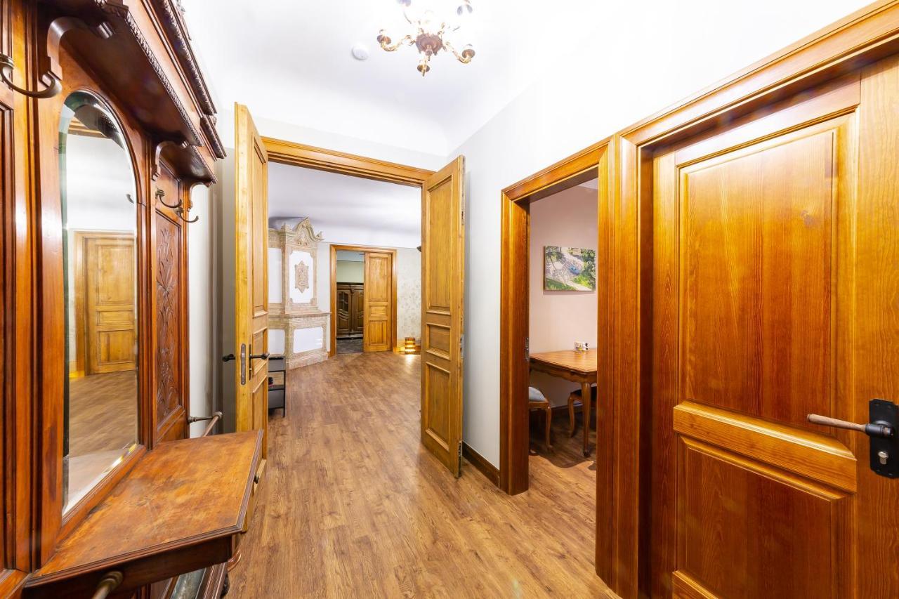Апартаменты Ancient Storie'S Ap 65Sqm Renovated Free Parking Рига Экстерьер фото